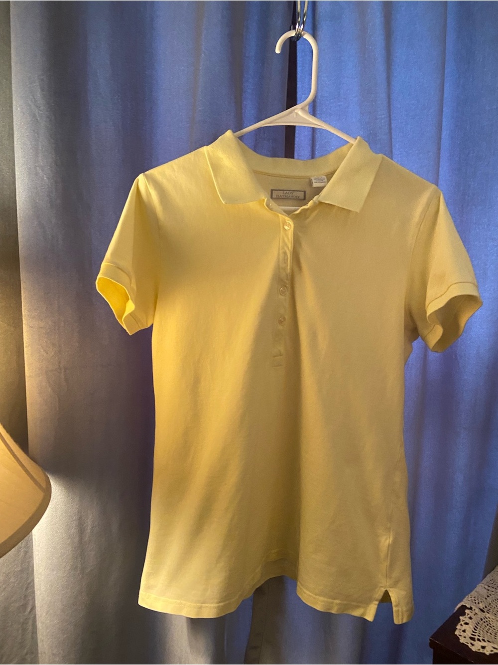 Lady Hathaway Yellow Polo Top in Women’s size Large